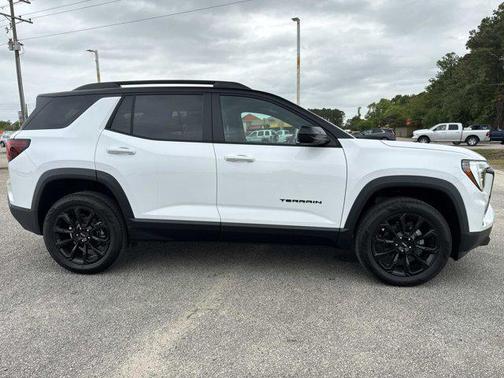 Summit White 2026 GMC Terrain FWD Elevation