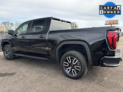 Onyx Black 2024 GMC Sierra 1500 AT4