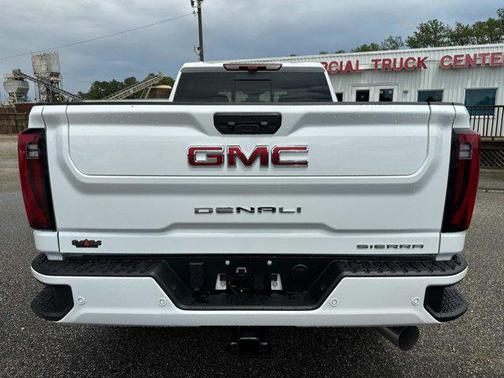 2025 GMC Sierra 2500 Denali