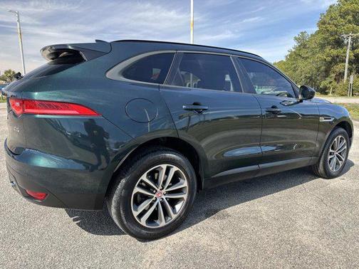 2018 Jaguar F-PACE 25t Premium
