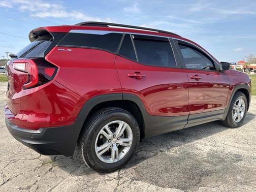 2022 GMC Terrain SLE