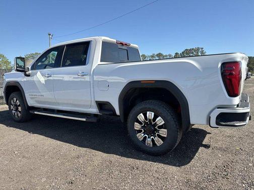 Summit White 2026 GMC Sierra 2500 Denali