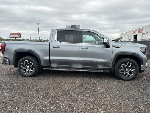 Sterling Metallic 2026 GMC Sierra 1500 SLT
