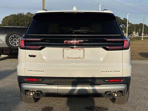 2026 GMC Acadia Elevation FWD