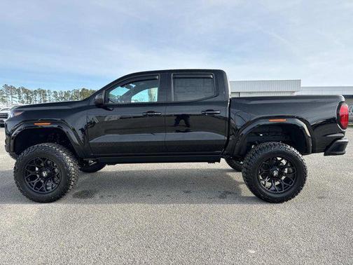 Onyx Black 2026 GMC Canyon AT4
