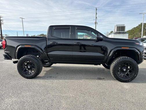 Onyx Black 2026 GMC Canyon AT4