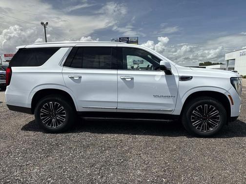 Summit White 2026 GMC Yukon 4WD Elevation