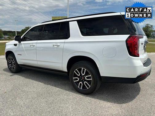 2023 GMC Yukon XL 4WD AT4
