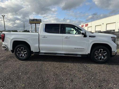 Summit White 2026 GMC Sierra 1500 SLT