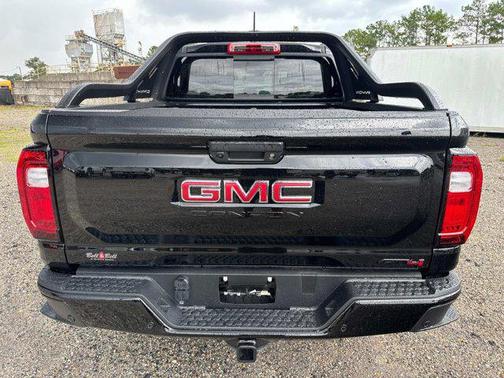 2025 GMC Canyon AT4