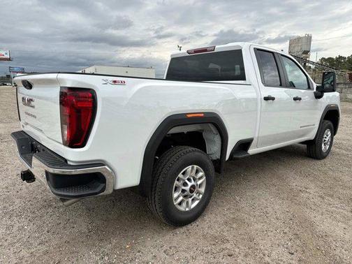 2025 GMC Sierra 2500 Base