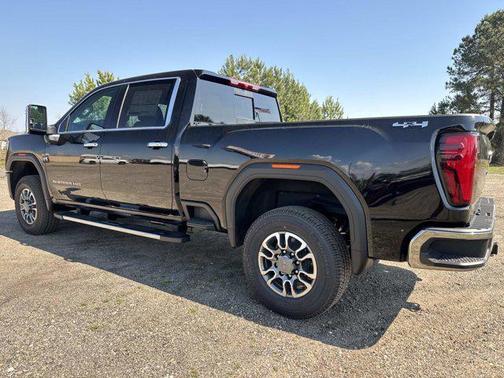 2026 GMC Sierra 2500 SLT