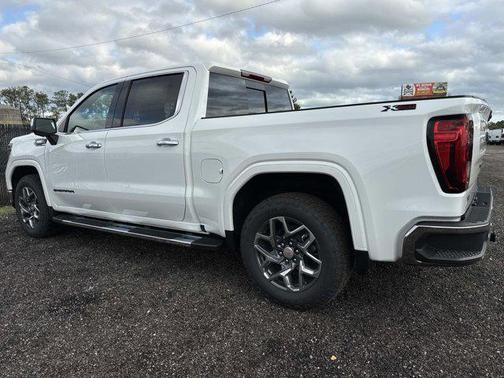 Summit White 2026 GMC Sierra 1500 SLT