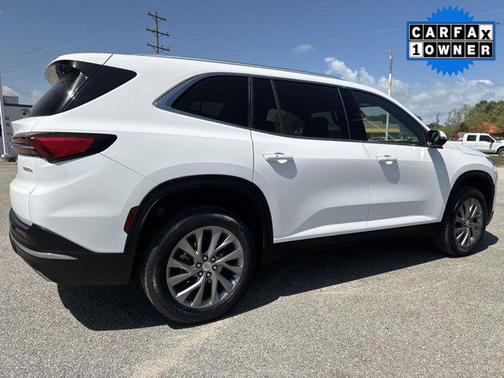 2025 Buick Enclave Preferred FWD