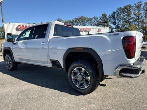 2026 GMC Sierra 2500 SLT