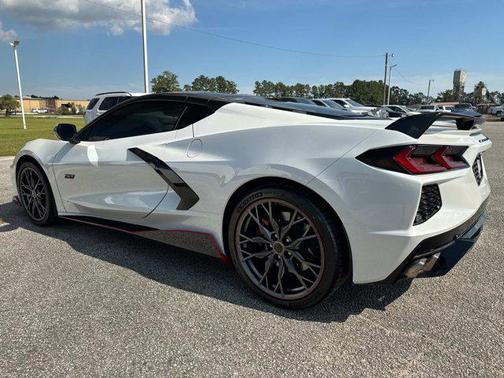 2023 Chevrolet Corvette Stingray w/3LT