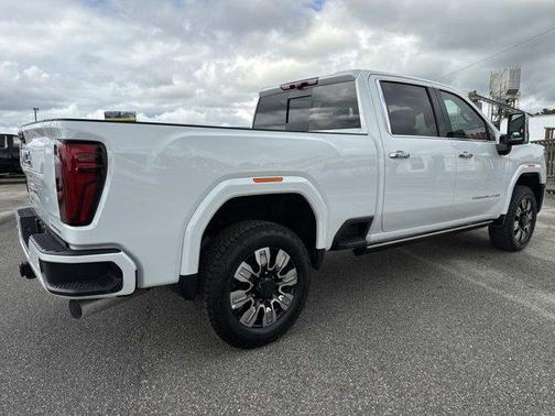 2025 GMC Sierra 2500 Denali