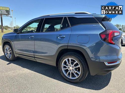 Downpour Metallic 2024 GMC Terrain SLT