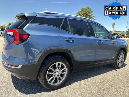Downpour Metallic 2024 GMC Terrain SLT