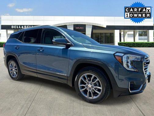 Downpour Metallic 2024 GMC Terrain SLT