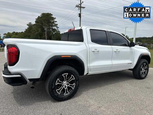 Summit White 2025 GMC Canyon AT4