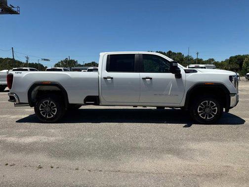 2025 GMC Sierra 3500 Base