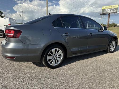 Platinum Gray Metallic 2016 Volkswagen Jetta 1.4T SE