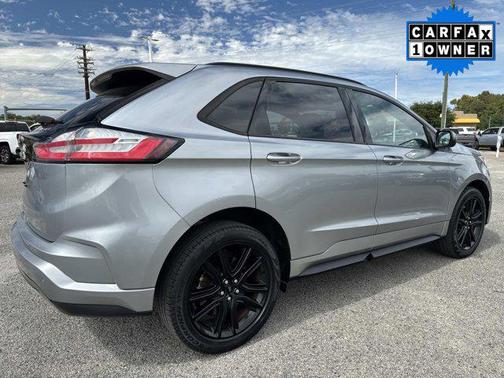 2022 Ford Edge ST Line