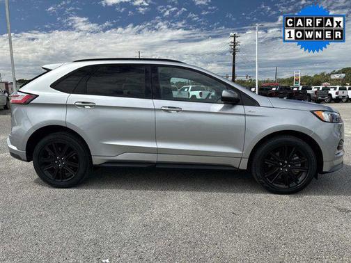 2022 Ford Edge ST Line
