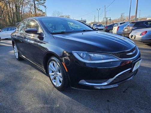 2016 Chrysler 200 Limited