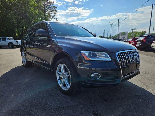 Moonlight Blue 2017 Audi Q5 2.0T Premium Plus