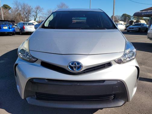 2015 Toyota Prius v Three