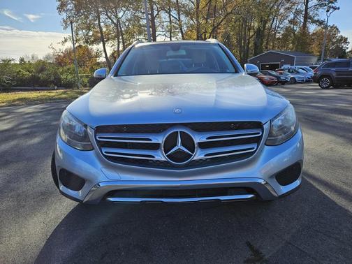 2017 Mercedes-Benz GLC 300 Base