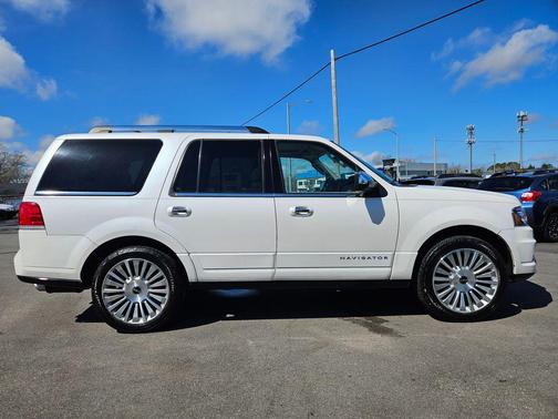 2017 Lincoln Navigator Reserve