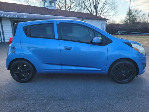 2013 Chevrolet Spark 1LT