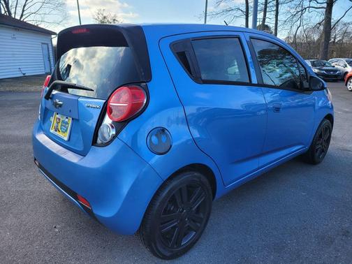 2013 Chevrolet Spark 1LT