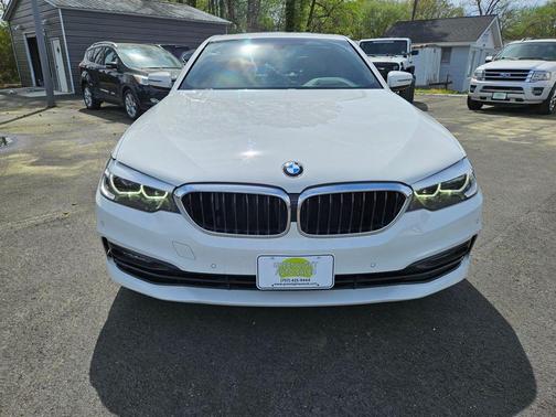 2017 BMW 530 530i