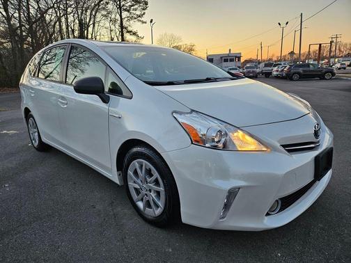 2014 Toyota Prius v Three