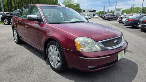 Red 2007 Ford Five Hundred Limited