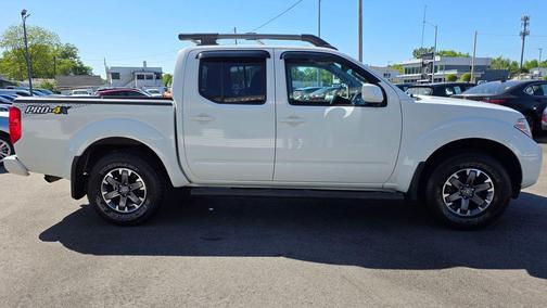 Glacier White 2015 Nissan Frontier PRO-4X