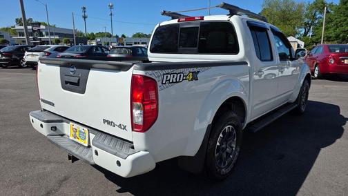 Glacier White 2015 Nissan Frontier PRO-4X
