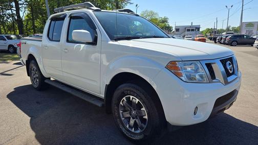 Glacier White 2015 Nissan Frontier PRO-4X