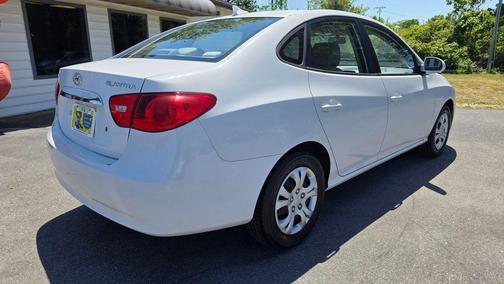 Nordic White 2010 Hyundai ELANTRA GLS