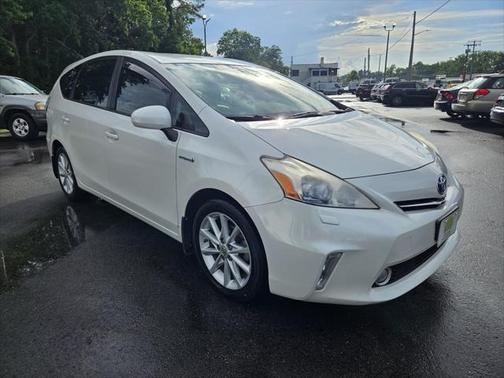 2012 Toyota Prius v Five