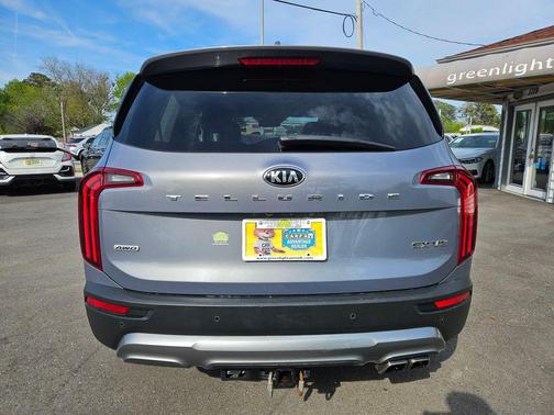 Everlasting Silver 2021 Kia Telluride SX