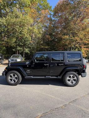 2016 Jeep Wrangler Unlimited Sahara