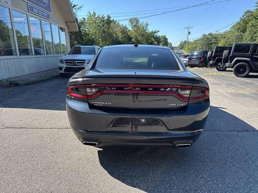 2017 Dodge Charger SXT