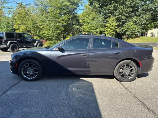2017 Dodge Charger SXT