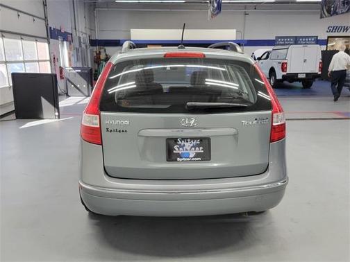 2010 Hyundai Elantra Touring SE