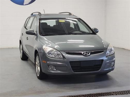 2010 Hyundai Elantra Touring SE